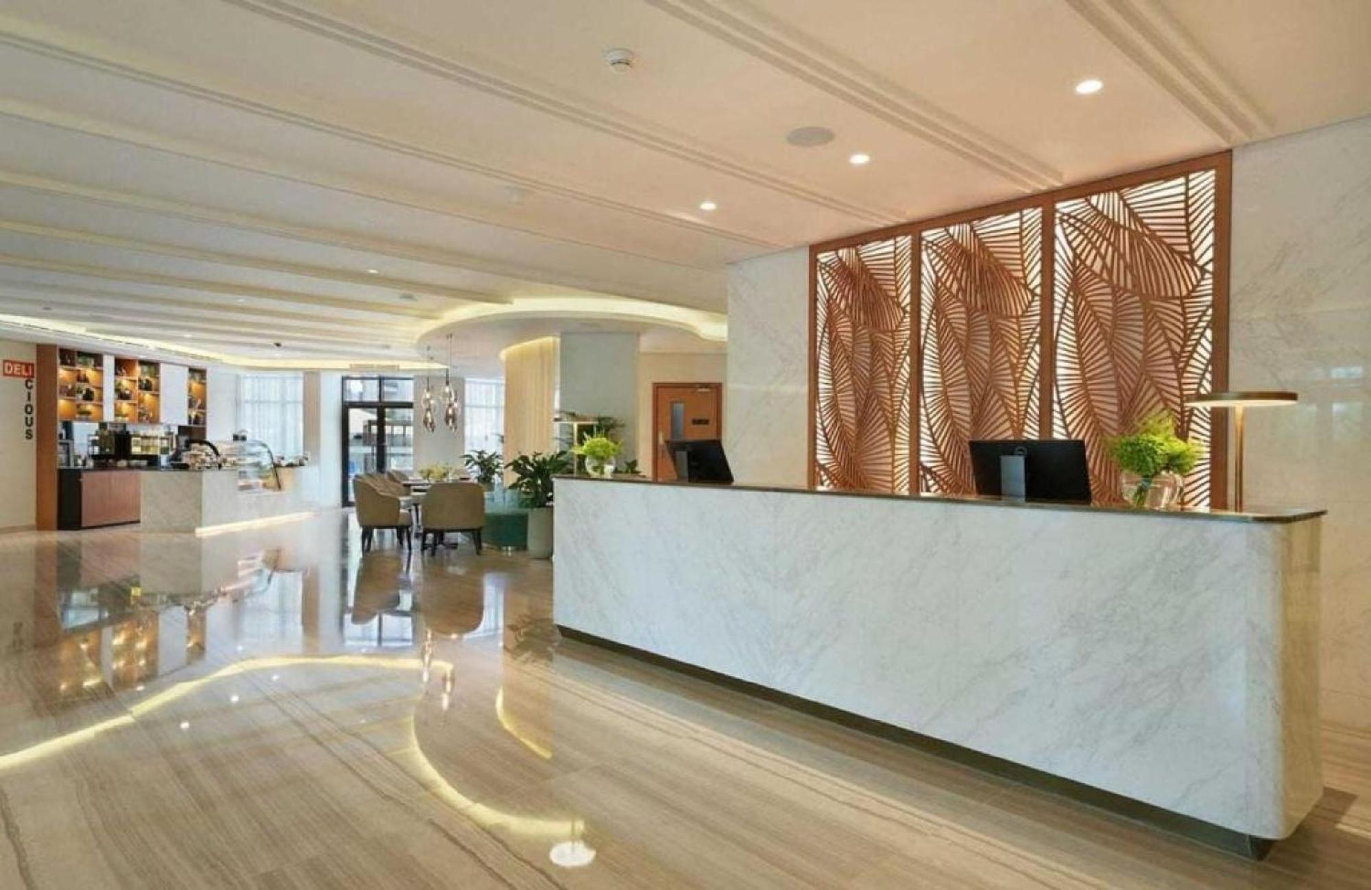 Hotell Dancenter Luxury International Dubai