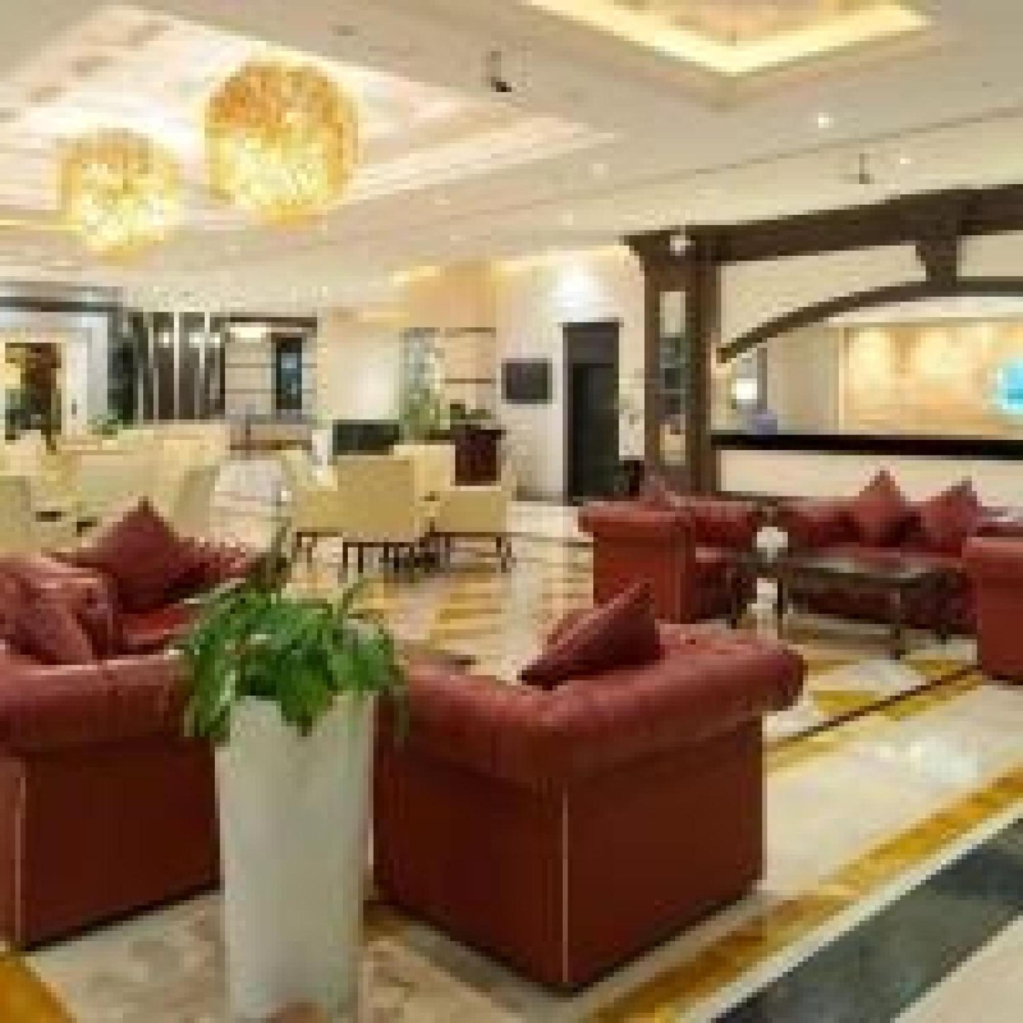 Dancenter Luxury International Hotell 4*