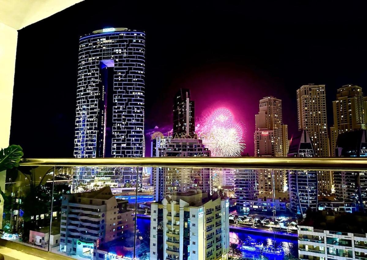 Waterfront 2br Haven - Marina & Sea Views! *