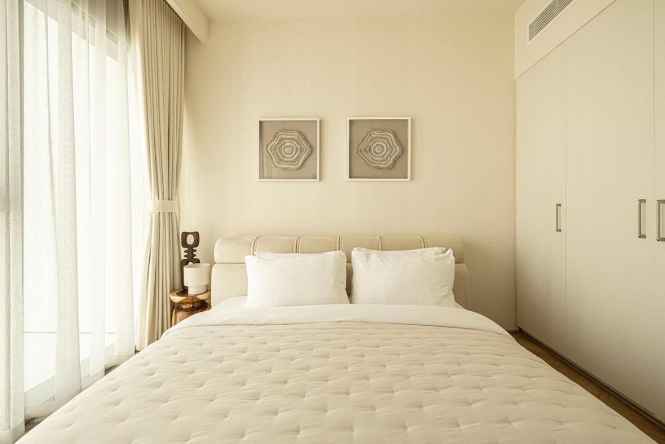 Apartment Seraya Residence 5 - 4Bdr - Burj Views - Private Jacuzzi *