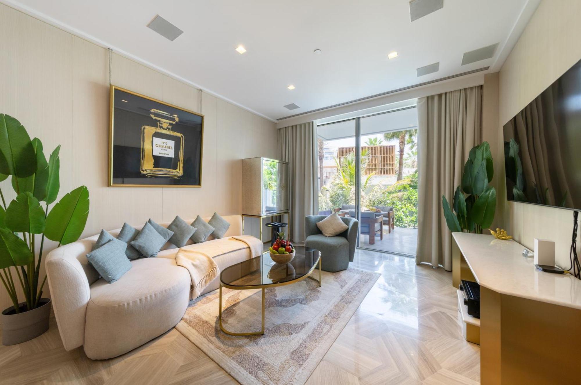 Eden's Homes & - Five Palm Residences Dubai