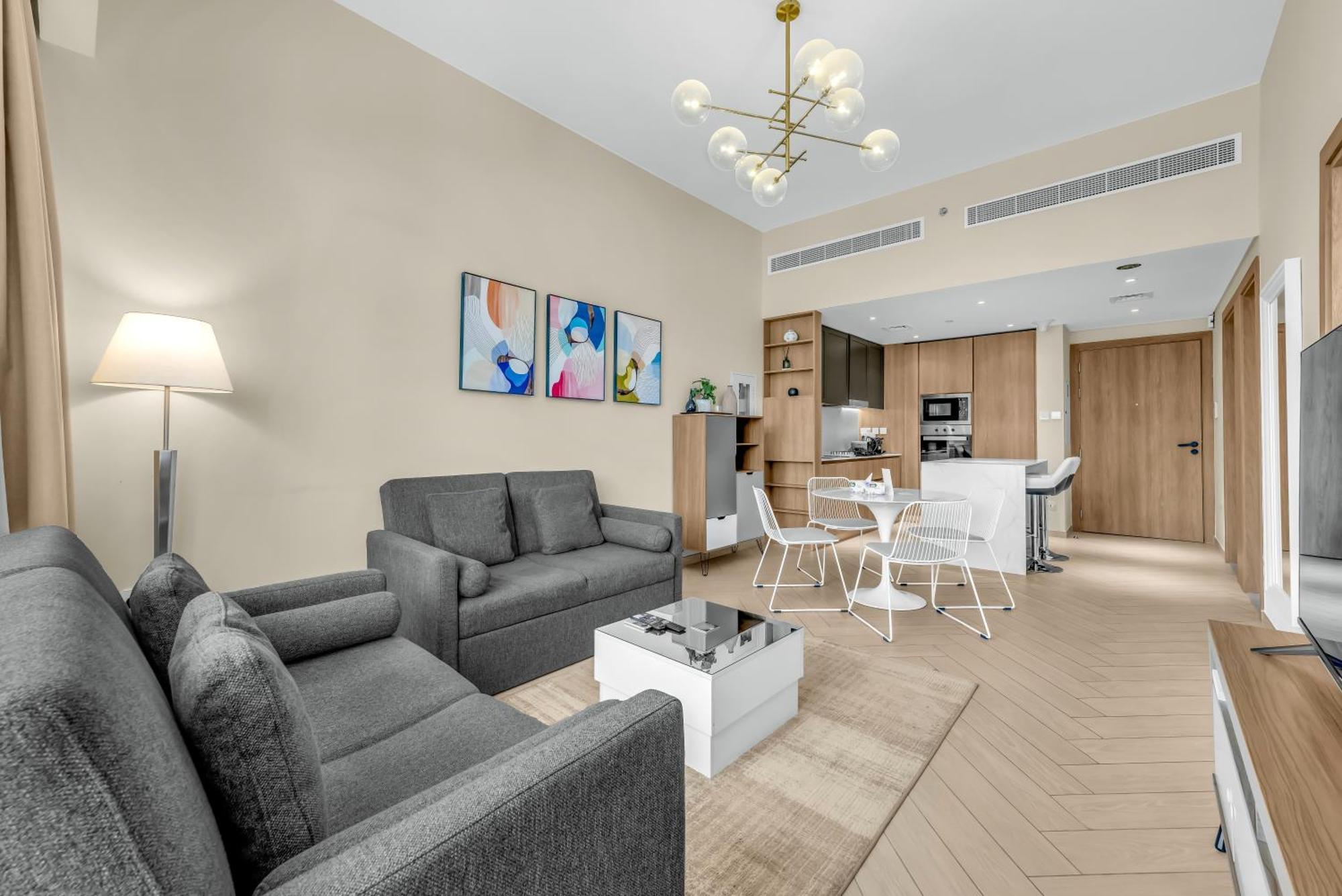 Appartement Waves - Comfortable Jvc With Balcony And Maids Dubai