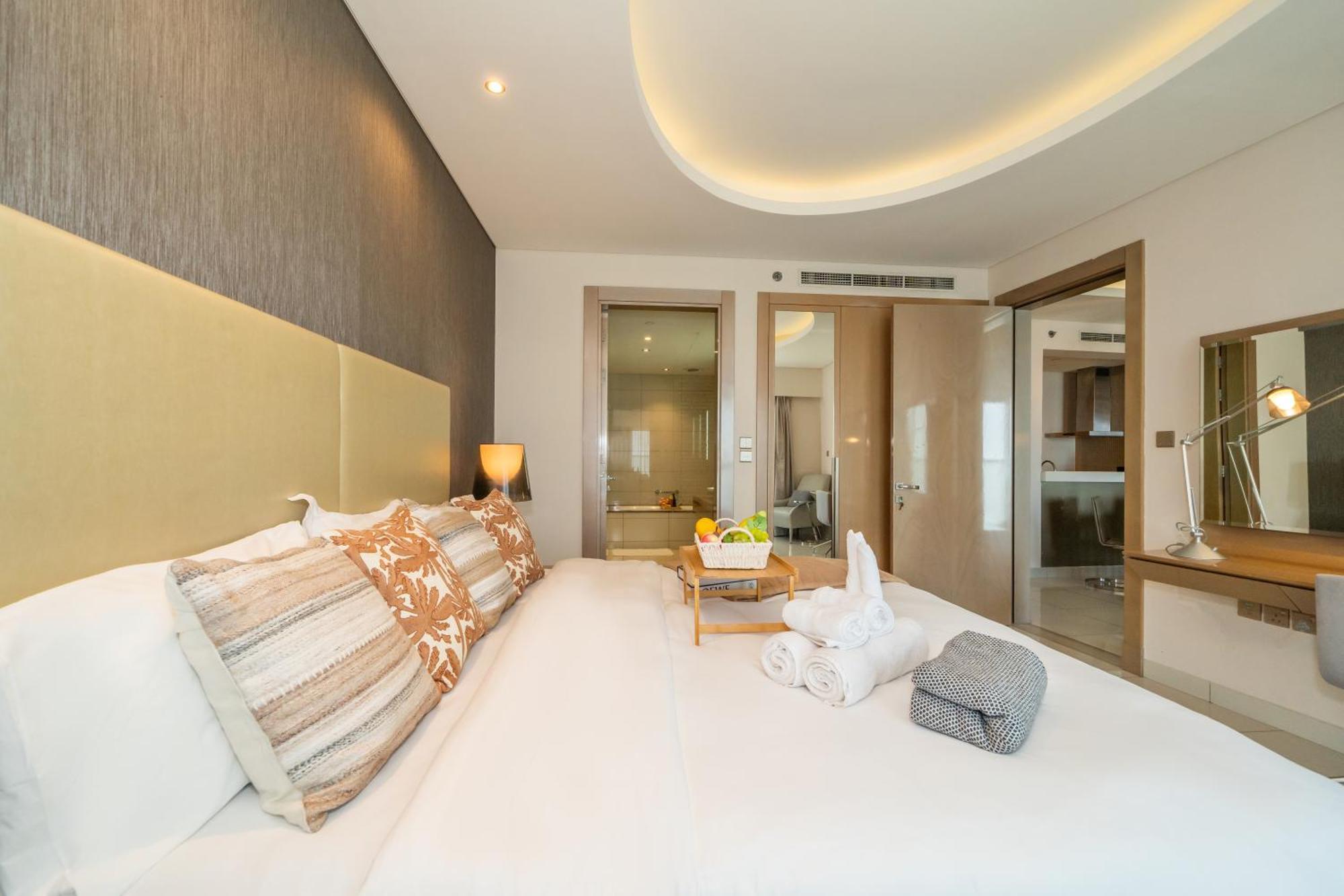 Apartment Luxurious 1br W & Pool, Sauna & Gym Near Burjkhalifa Dubai