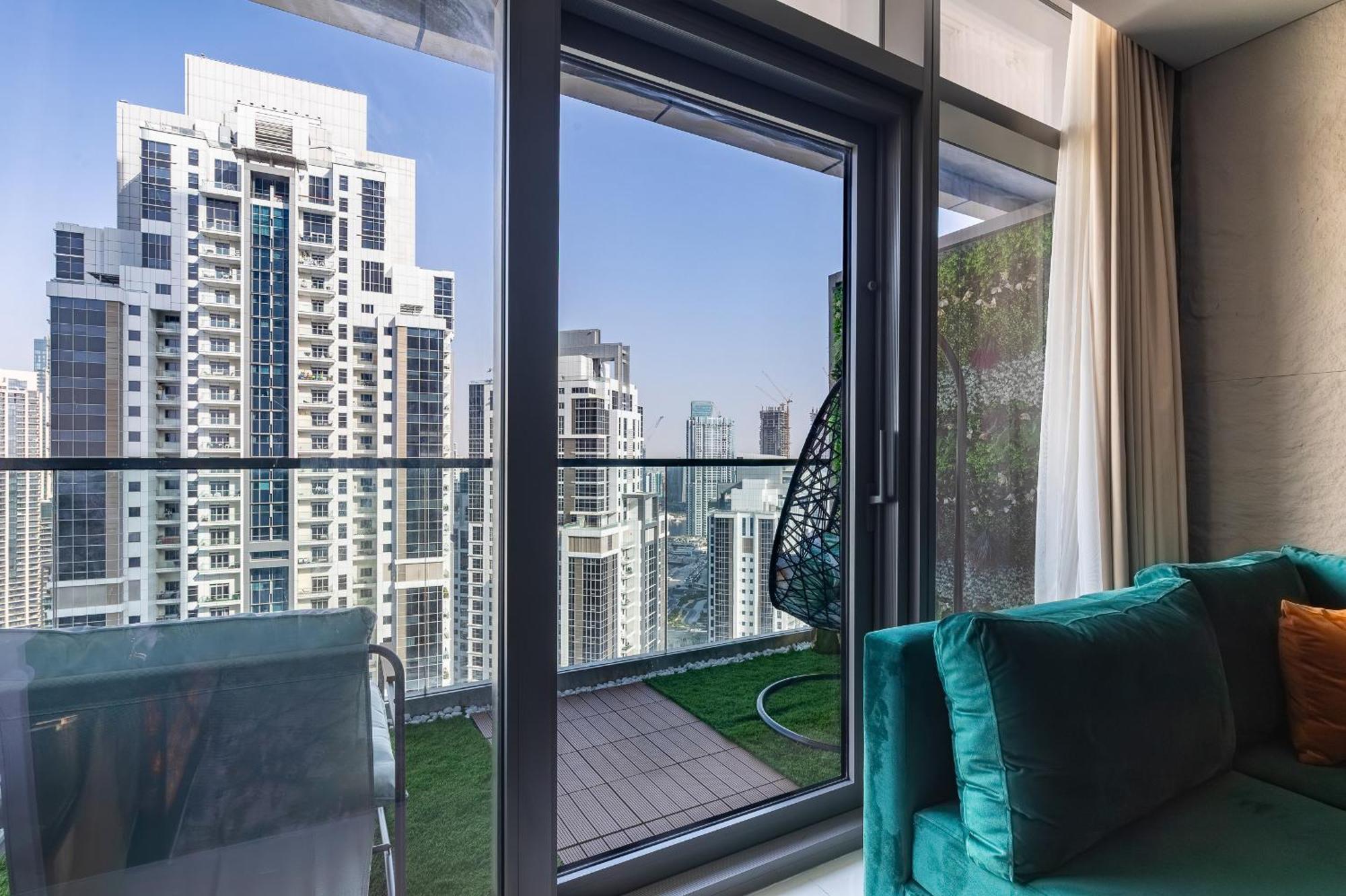 Apartamento Full Burj Khalifa View Lux 2bedroom With Rooftop Pool Location In Paramount Midtown Dubái