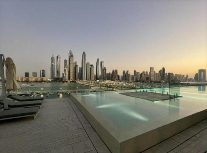 Elegant 1br With Sea View And Free Access Apartamento Dubai