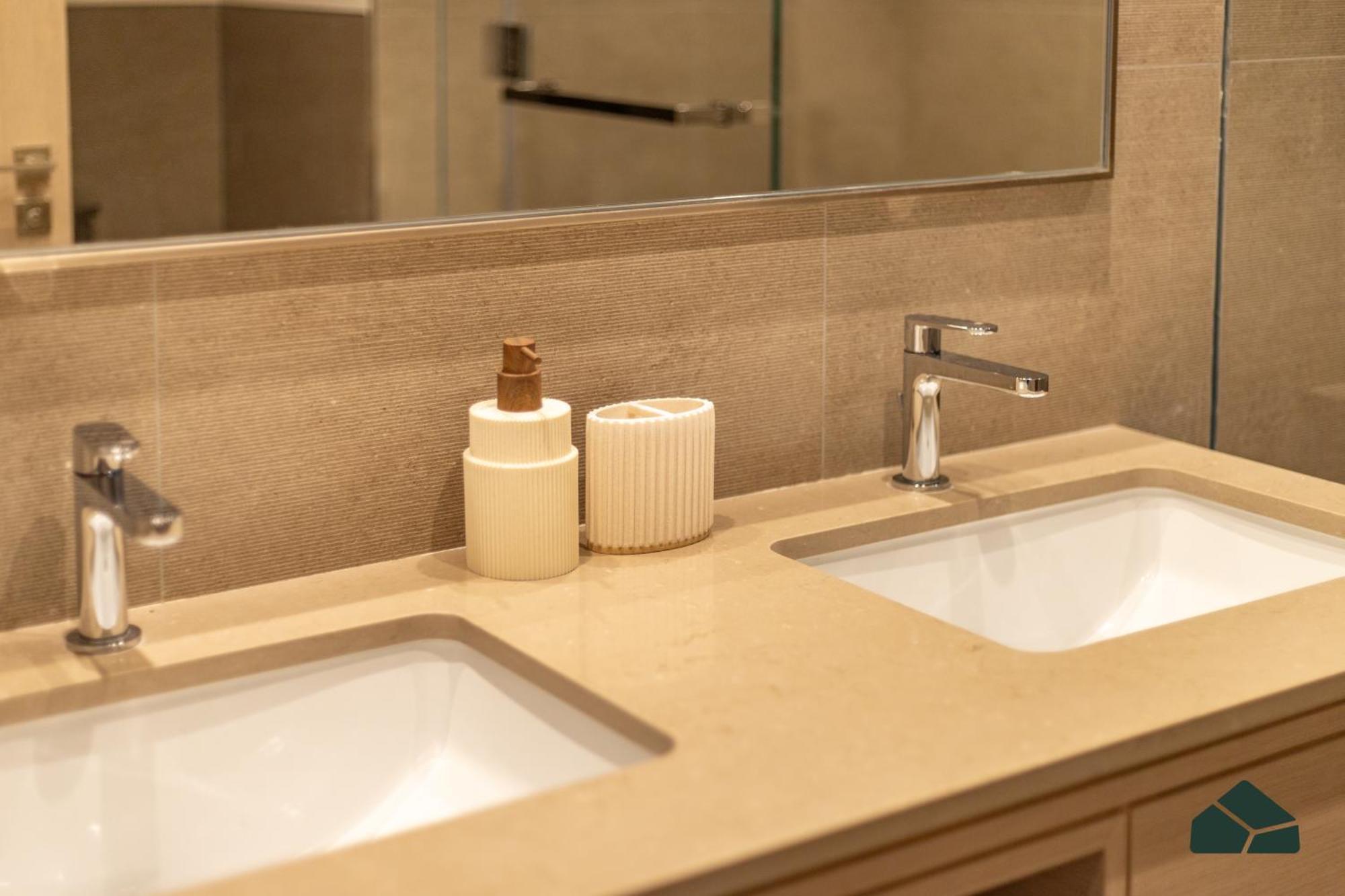 Grande Tranquil 2br Next To Opera By Bms *