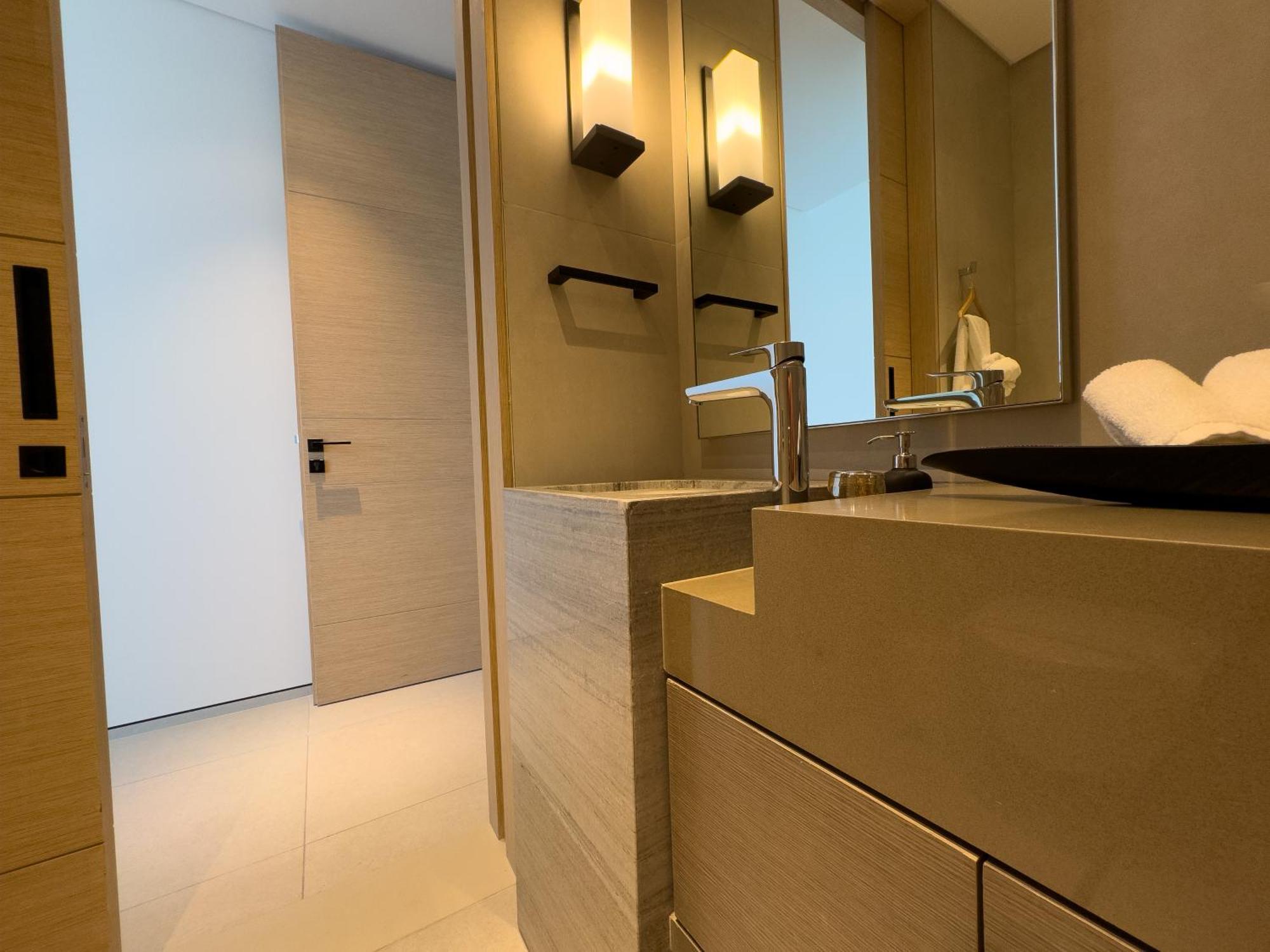 Address 45th Floor Million Dollar View With Ps5 Byblck Apartment