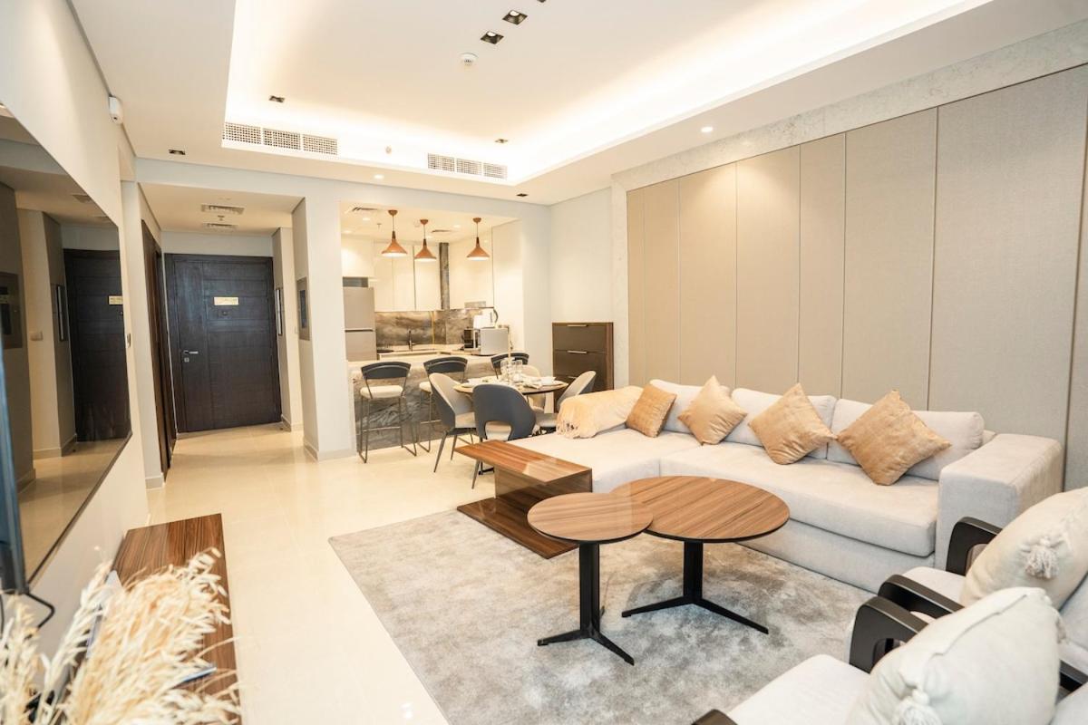 Skyline Retreat Nobles Tower High-floor 2br Apartment *