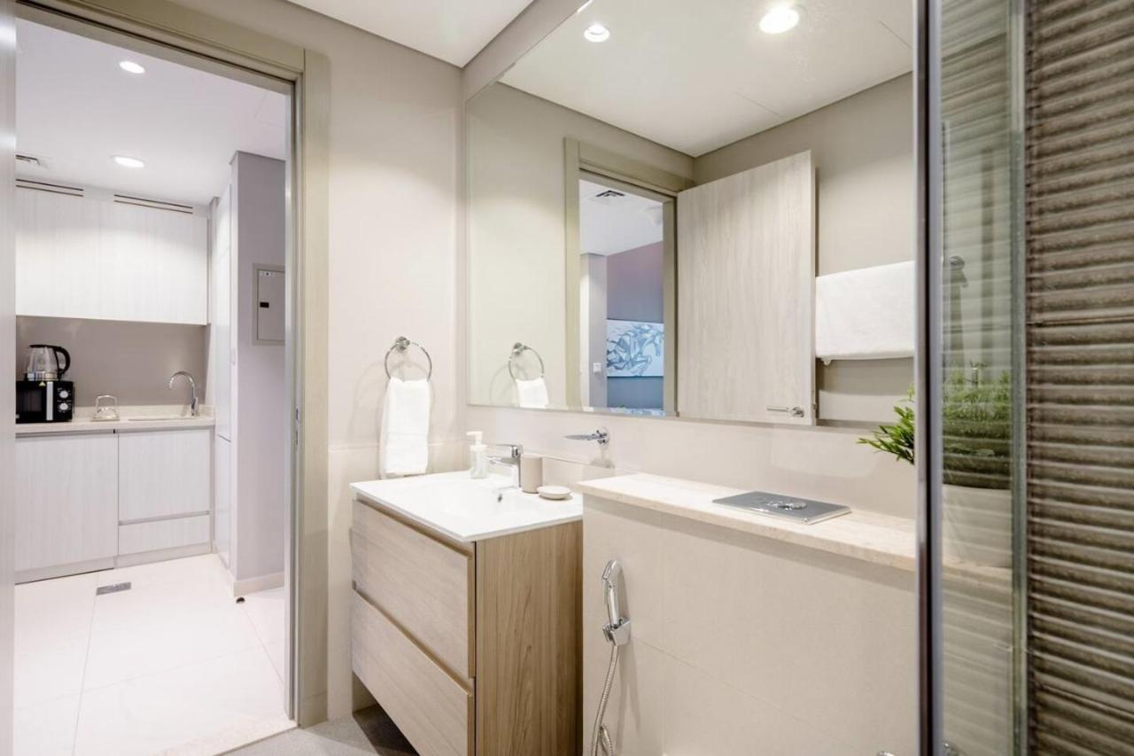 One Bed Mbl Jlt Apartemen