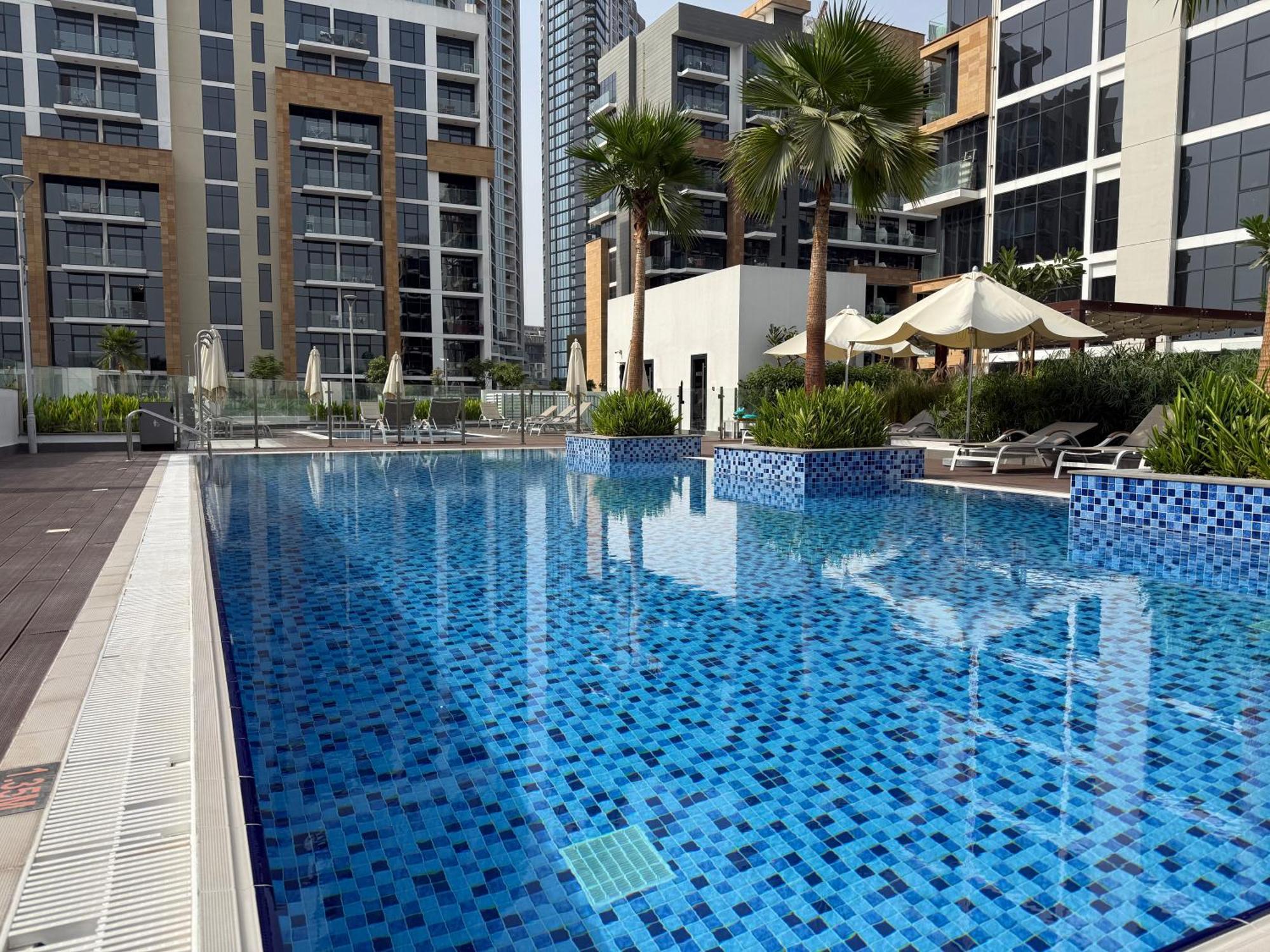 Signature Downtown With Iconic Views Apartament
