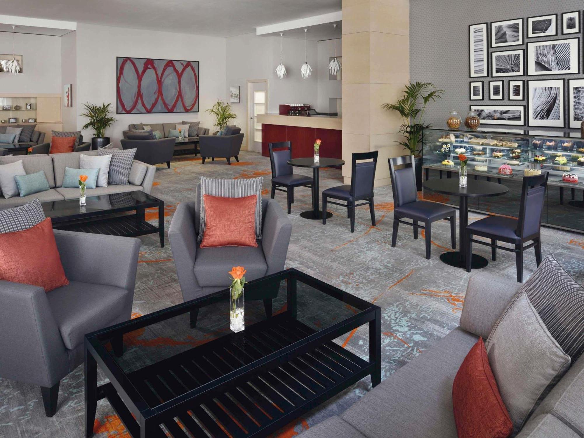 Mövenpick Hotel&apartments Hotell Dubai