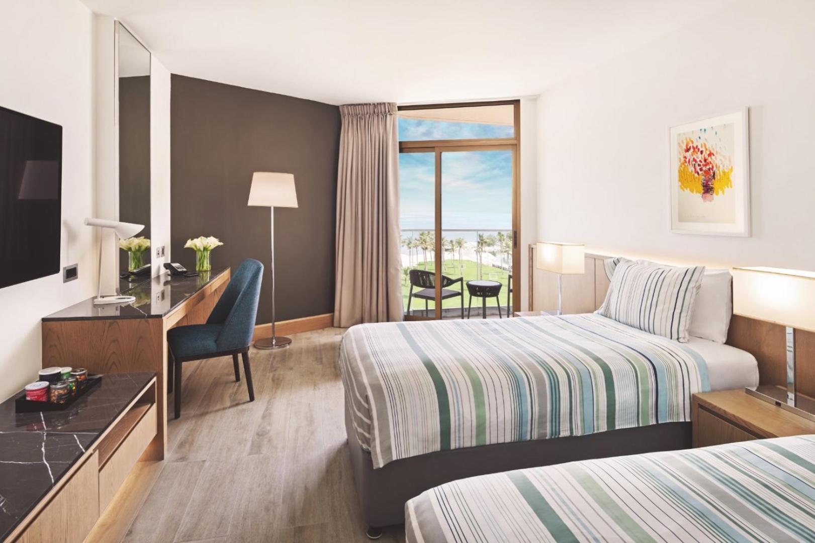 Ja Hotel, Resort