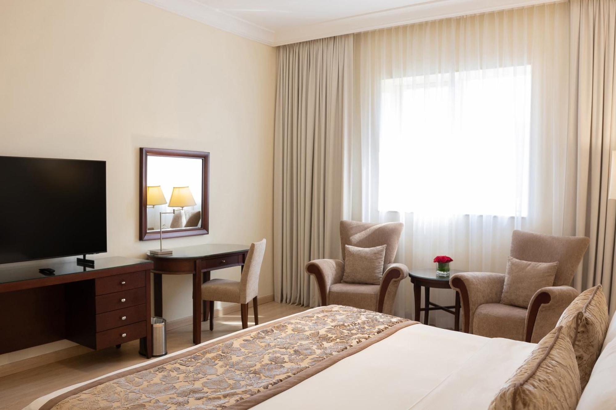 Grand Millennium Hotel Dubai