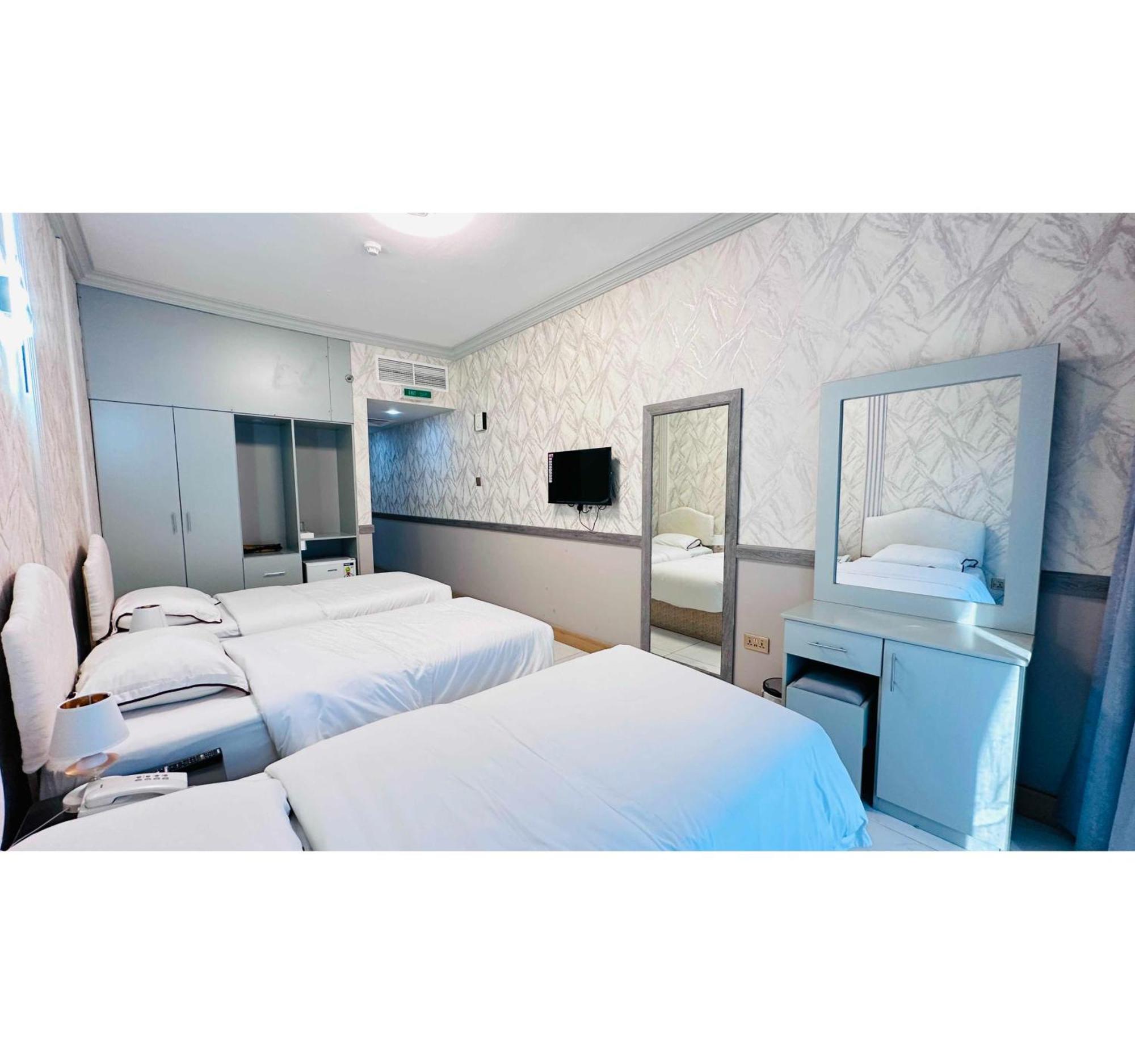 Belvilla Luxury San Marino Near Deira Clock Tower 2*