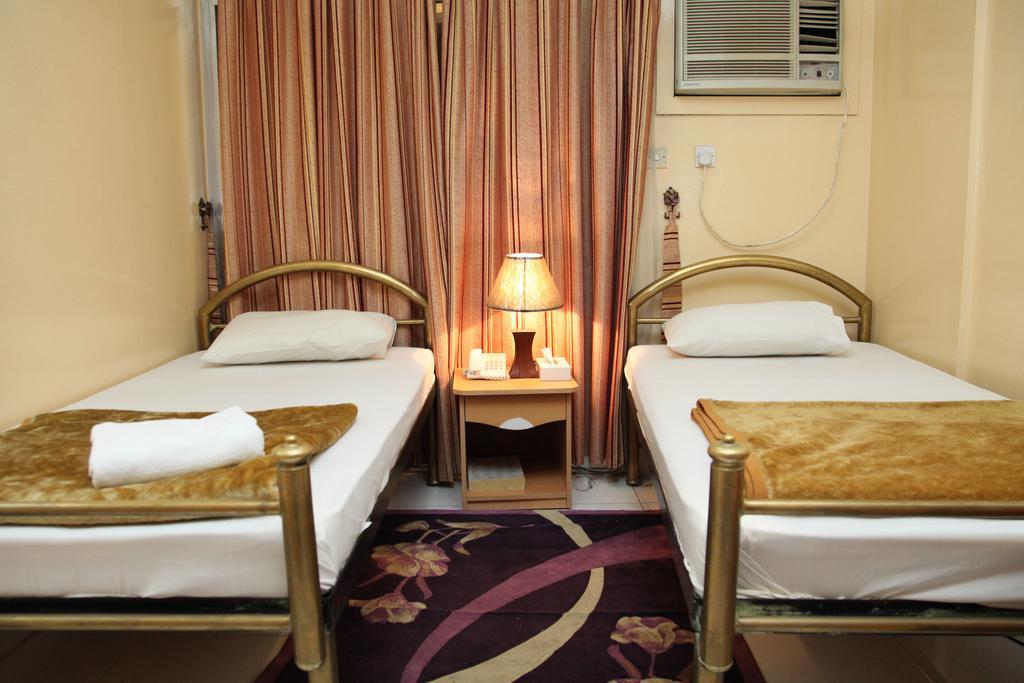 Hotel Zaineast *