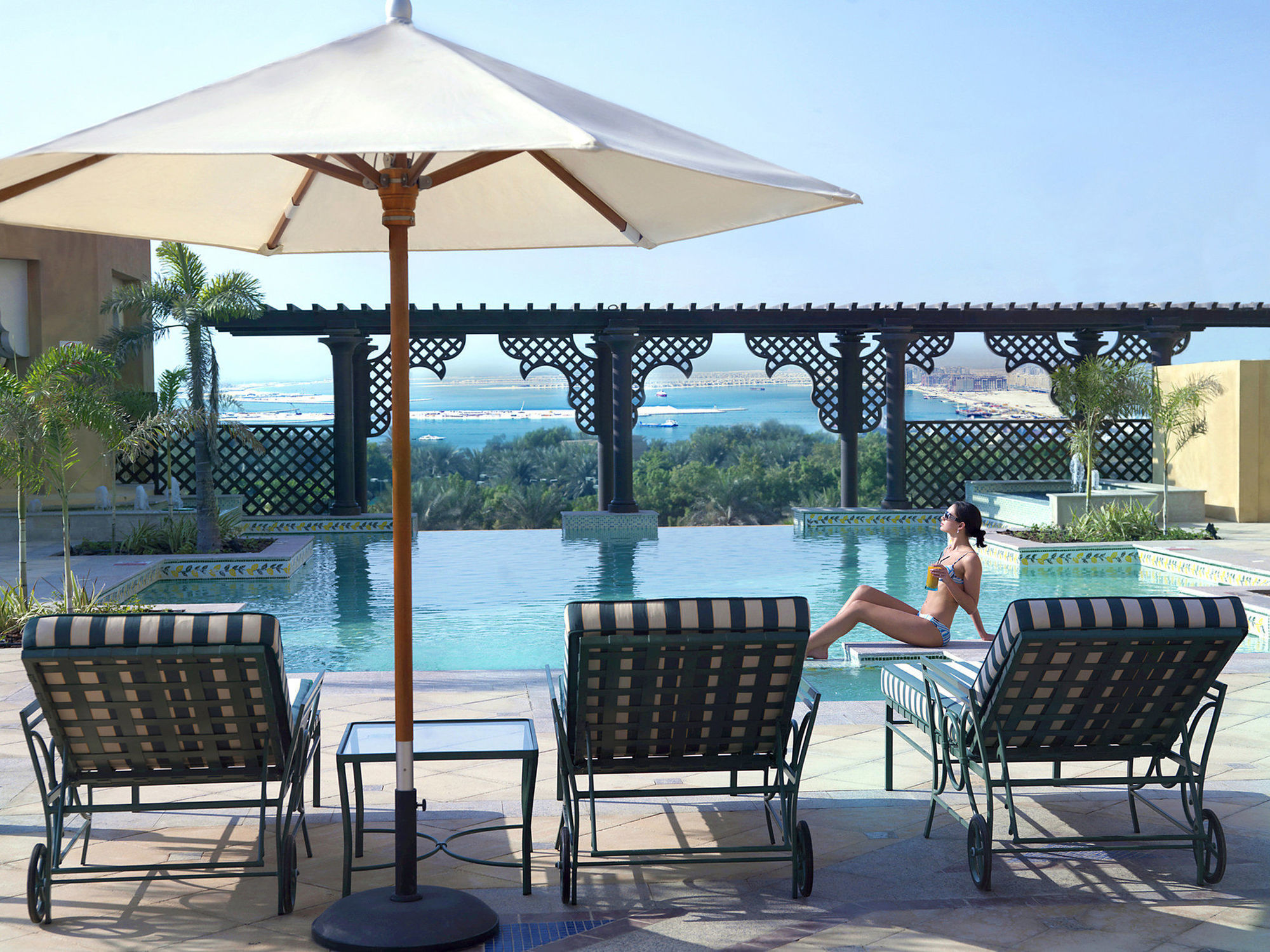 Hotell Arjaan By Rotana - Media 4*