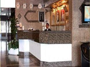 Al Muraqabat Plaza Apartahotel