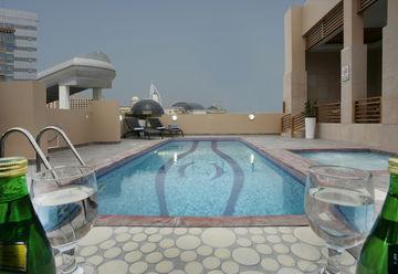 Auris Hotel