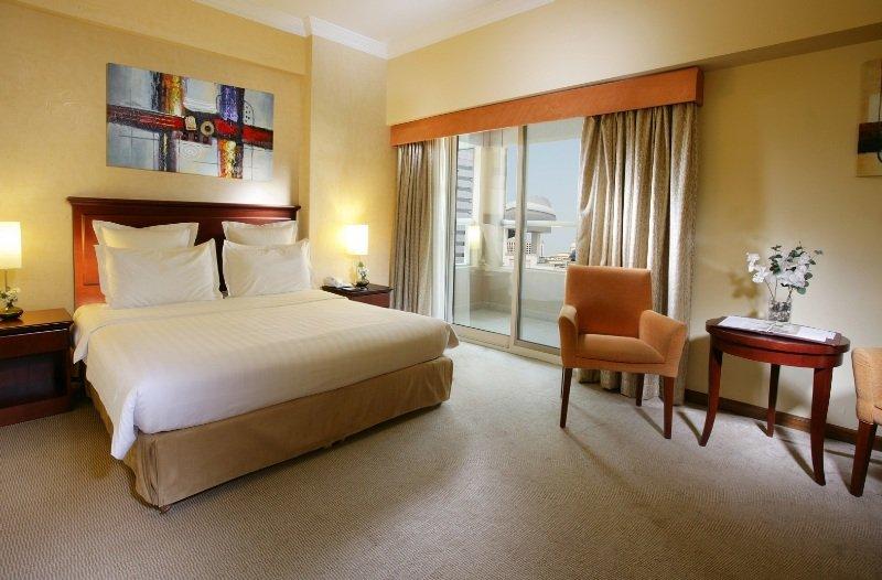 Auris Hotel