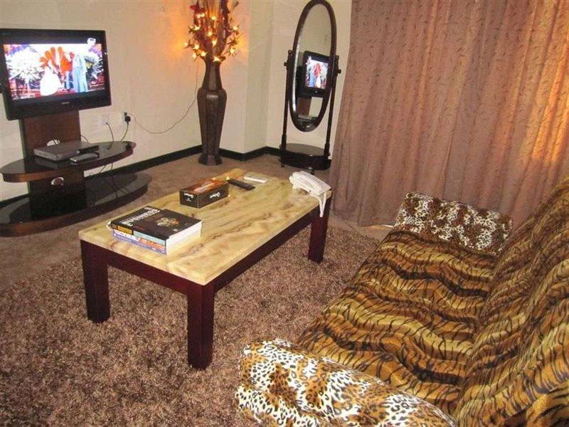 Deebaj Plaza Apartahotel 3*