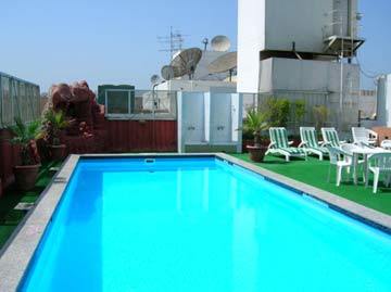 J5 Bur Hotel