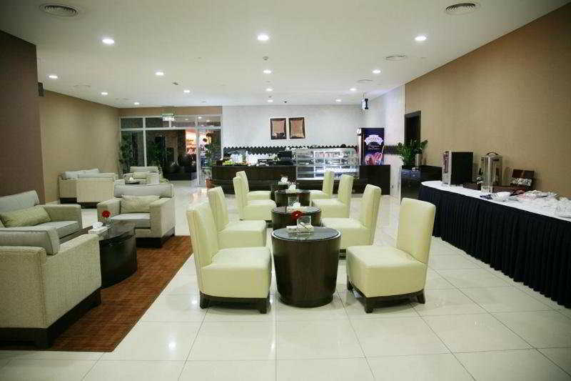 Al Salam Grand Hotell 4*