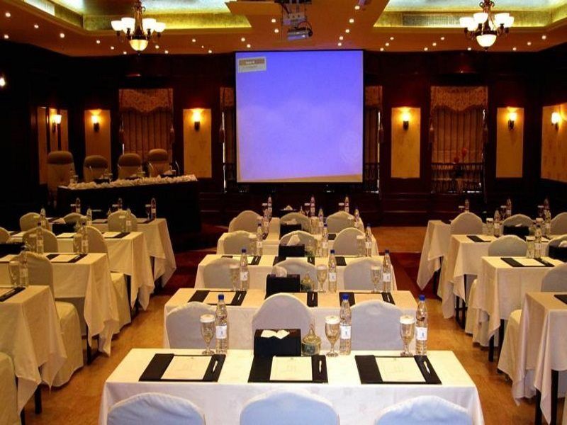 Hotel Emirates Concorde Hotel&residencia 4*