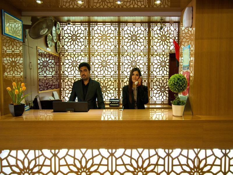 Hotel Central Paris Hotel, Baniyas Square