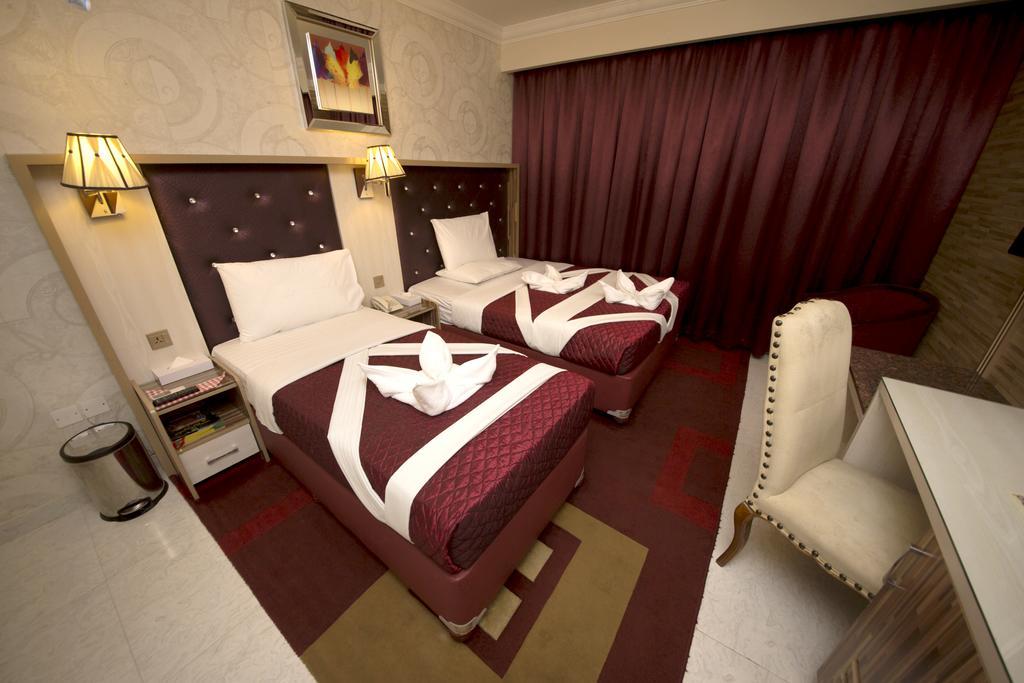 Sutchi Hotel Dubái
