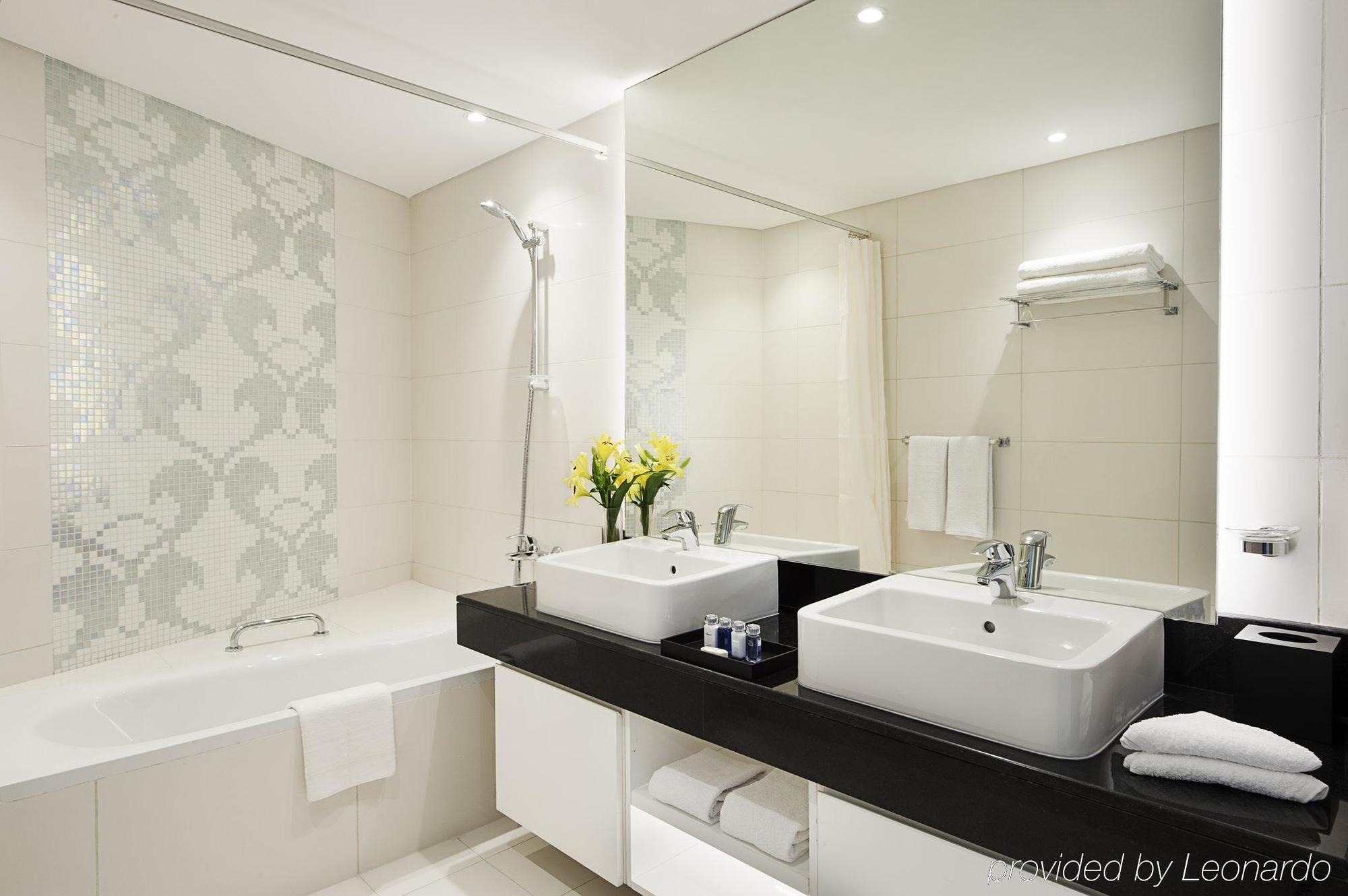 Damac Maison De Breeze 2* Dubái