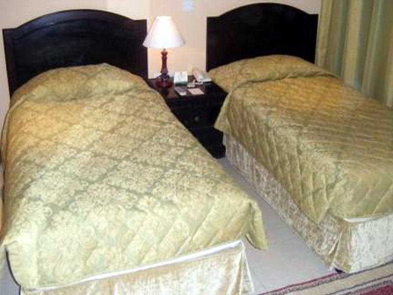 Royal Falcon Hotel 3*