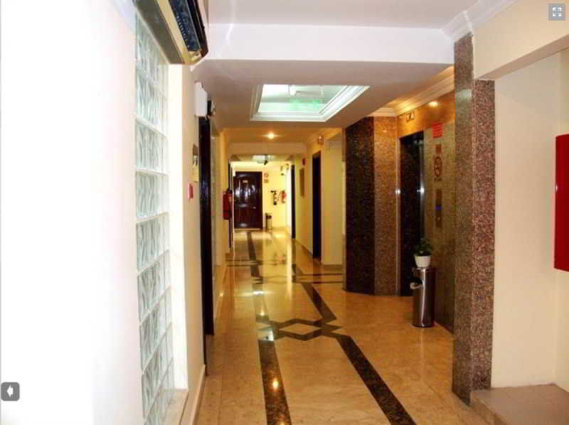 Al Muraqabat Plaza 3* Dubái