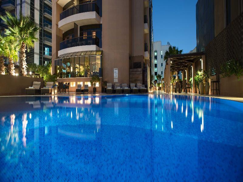 Majestic City Retreat Hotell 4*