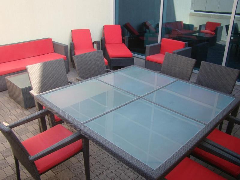 Bay Square 12 Hotel Dubái