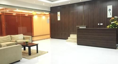 Royal Tulip Llc Hotel Dubái