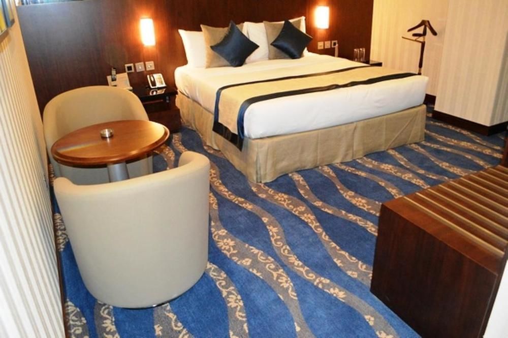 Hotel Raviz Center Point