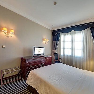 Royal Ascot Hotel Dubái