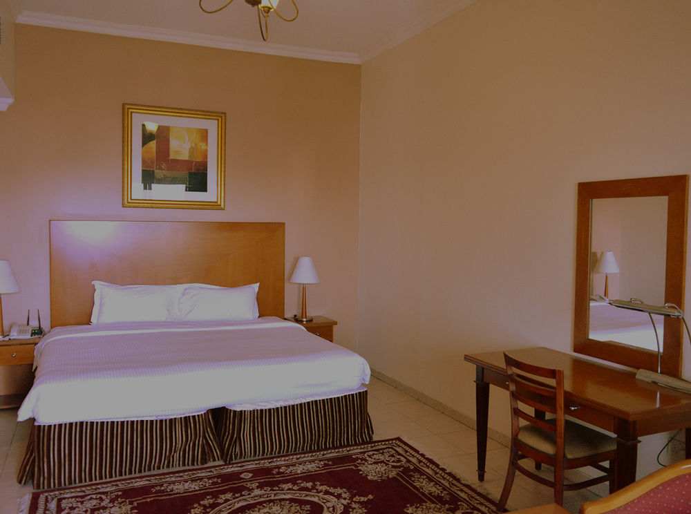 Apartahotel Icon 4*