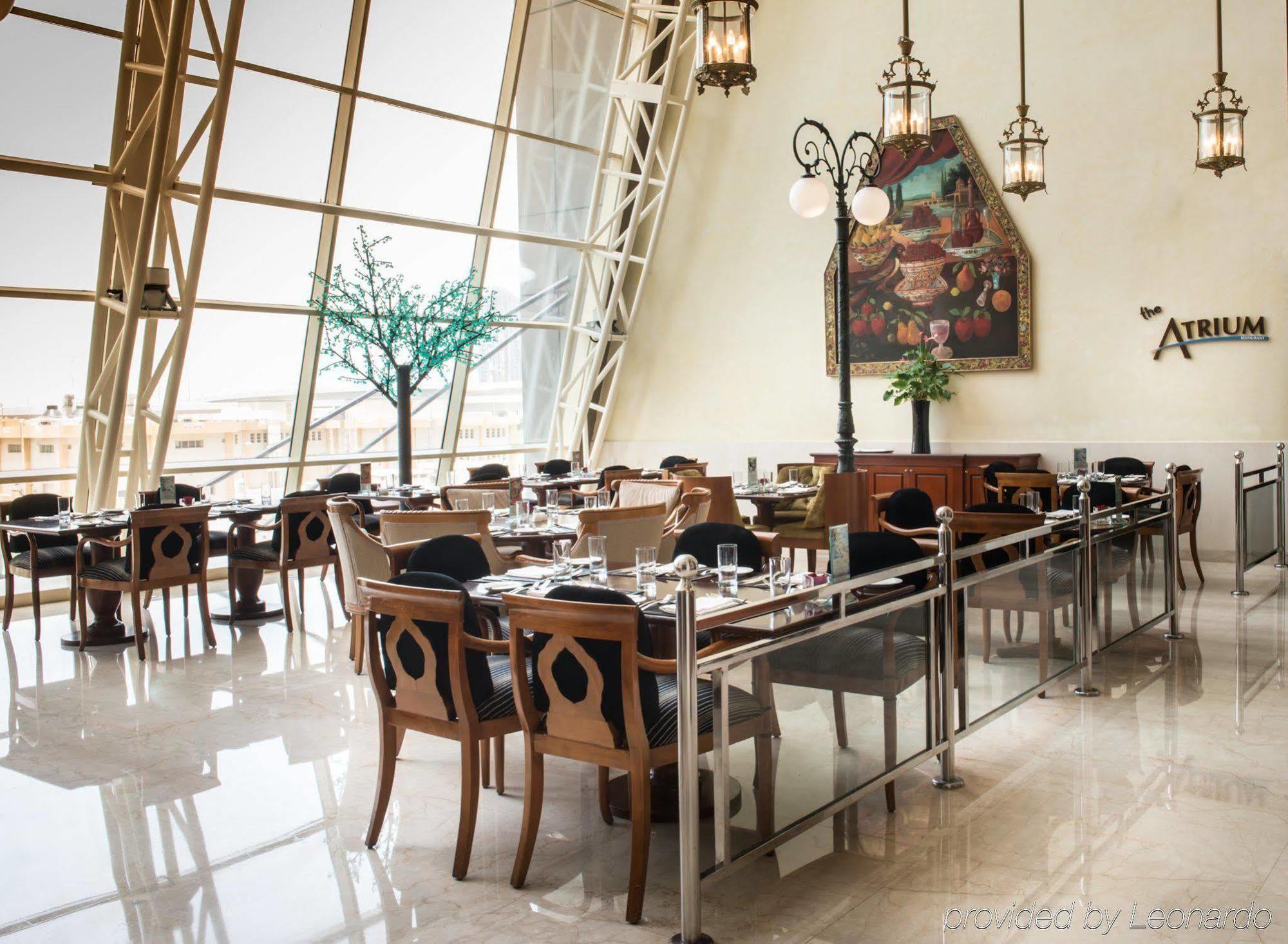 Grand Millennium 5* Dubái