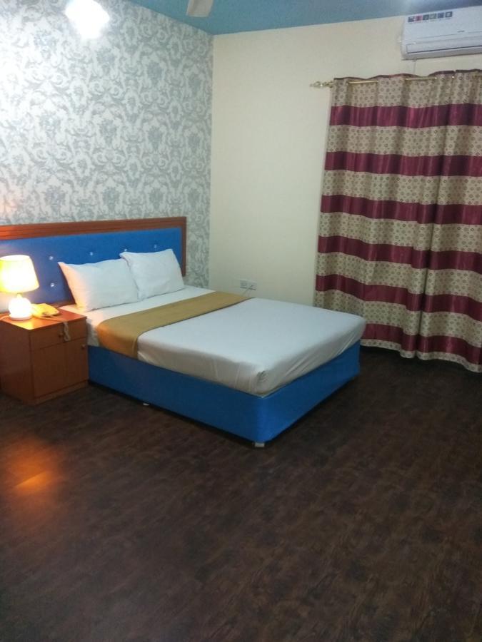 New Avon Hotel