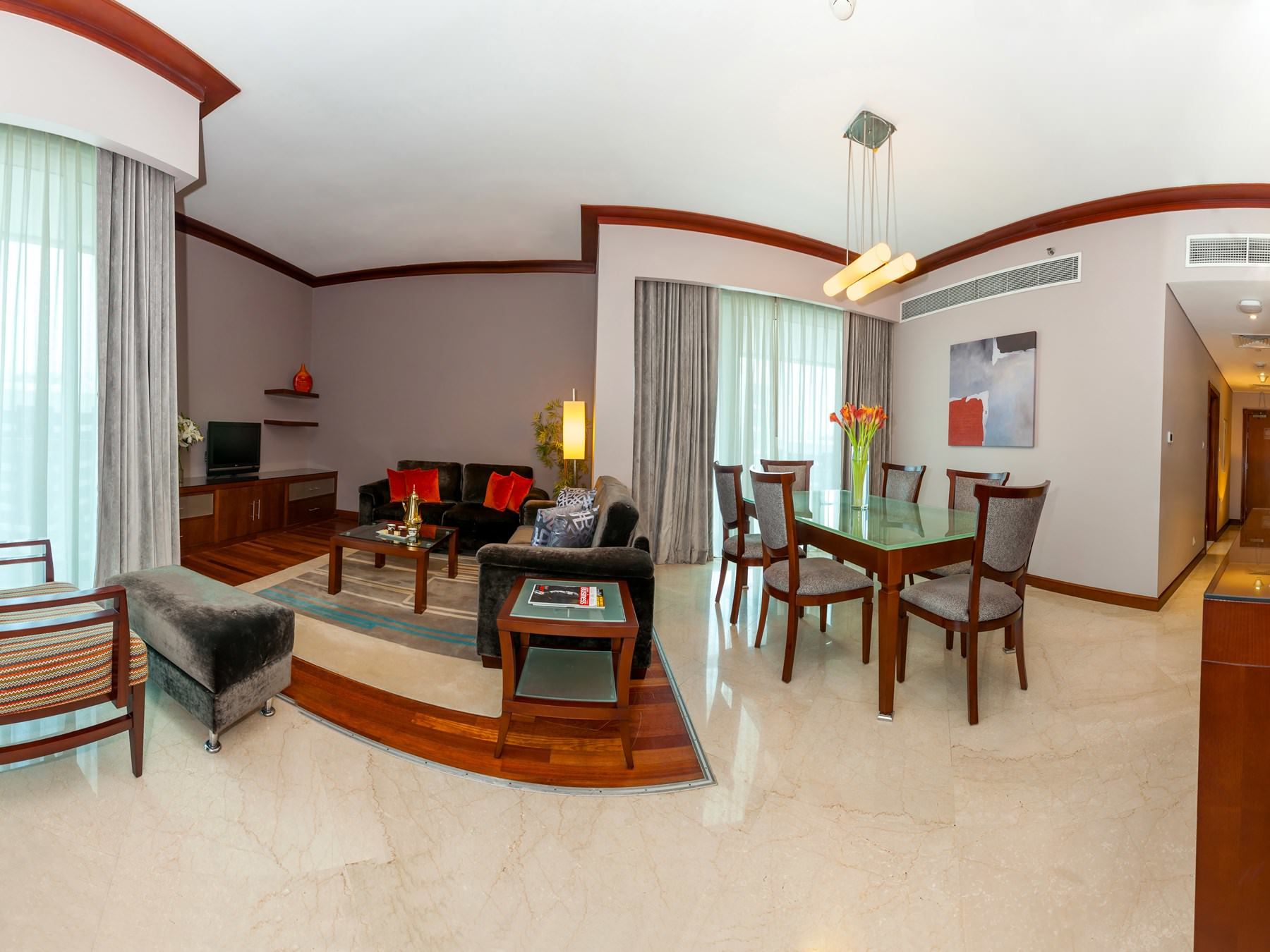 Flora Creek Deluxe Apartments, Aparthotel