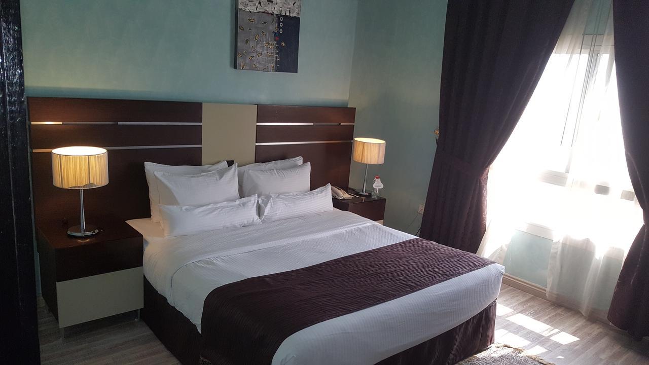 Apartahotel Boulevard 3*