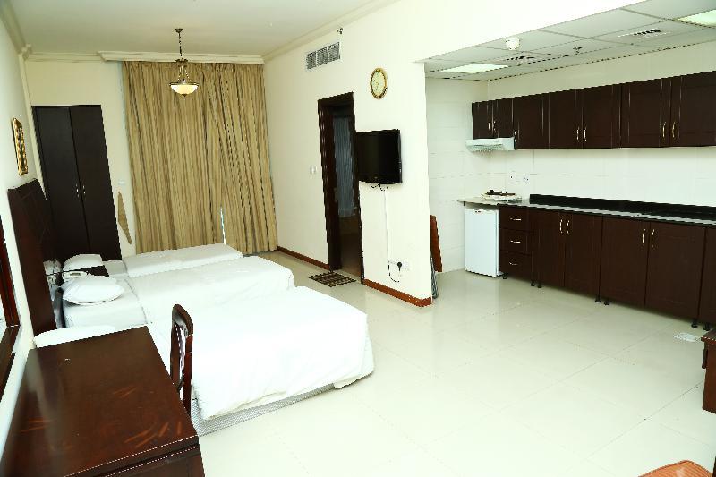 Golden Square Hotel Dubai