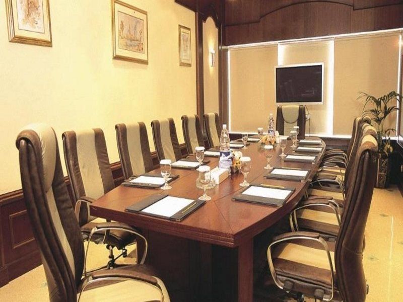Emirates Concorde Hotel&residencia Hotel 4*