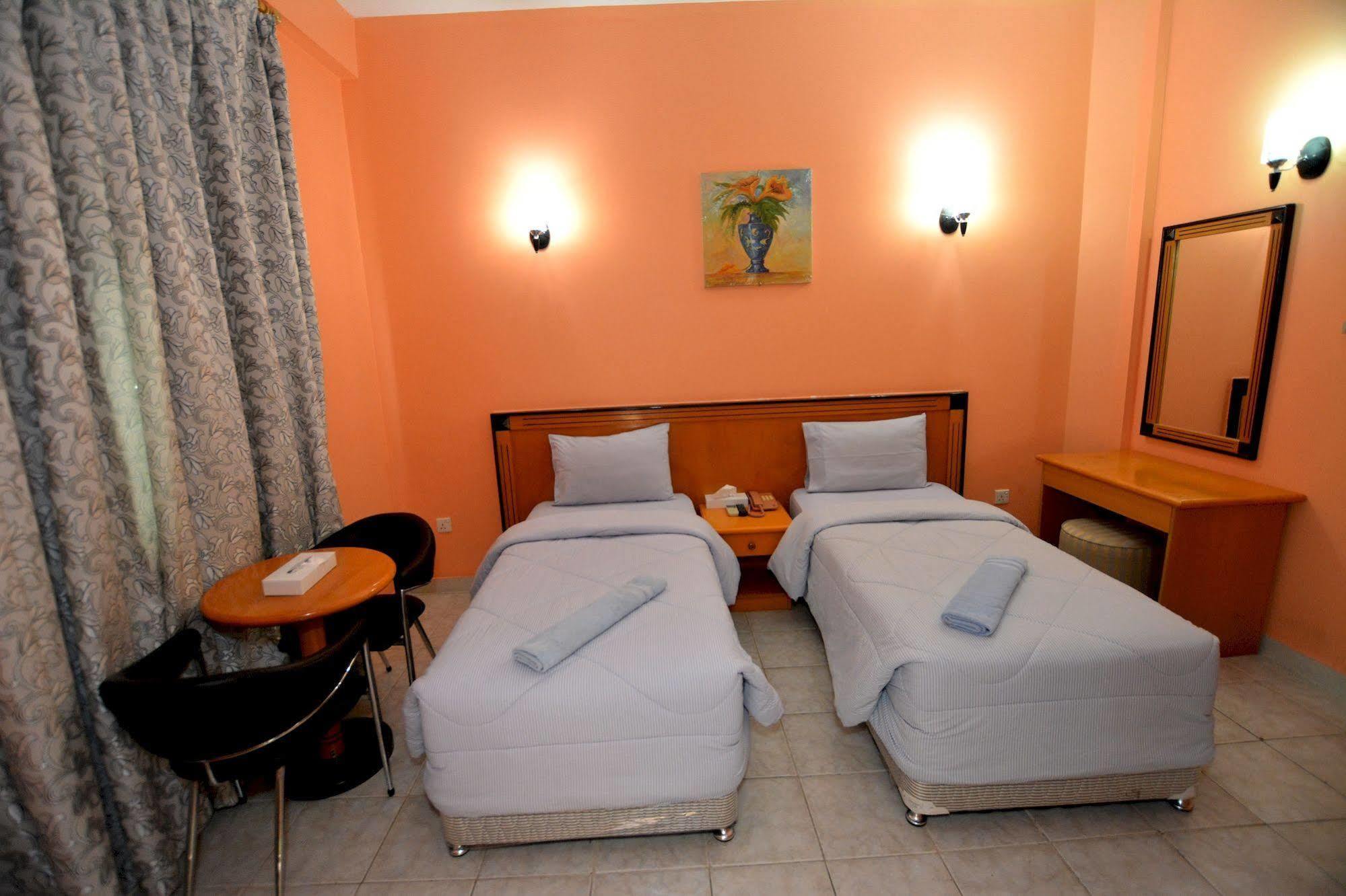 Youth Hotel