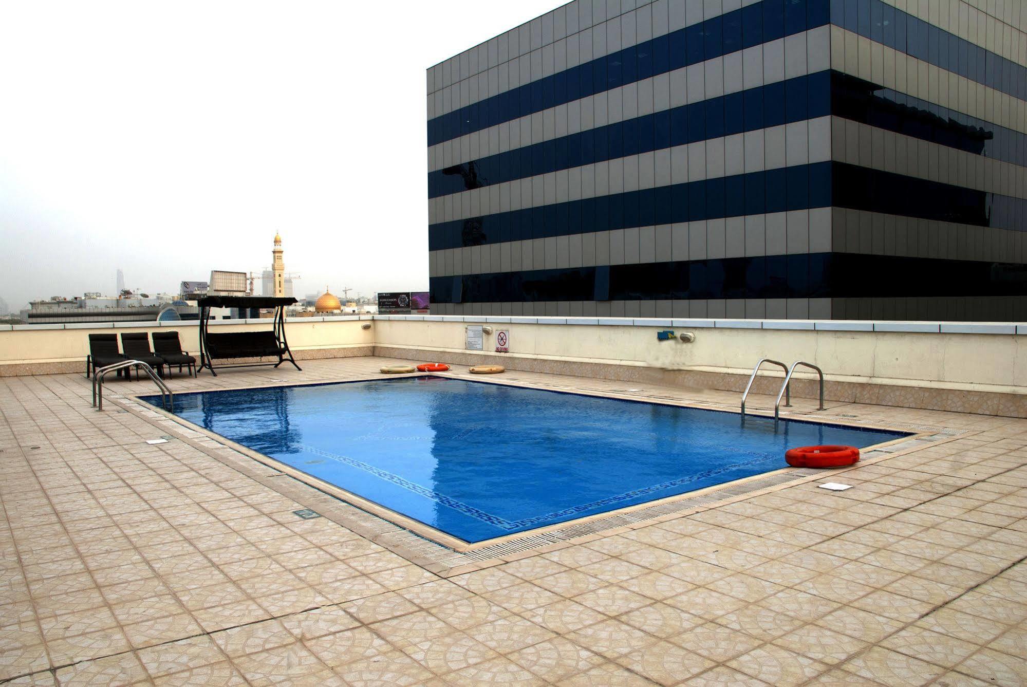 Aparthotel Moon Valley 3*