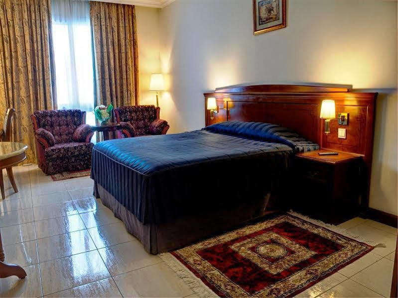 Moon Valley Aparthotel 3*