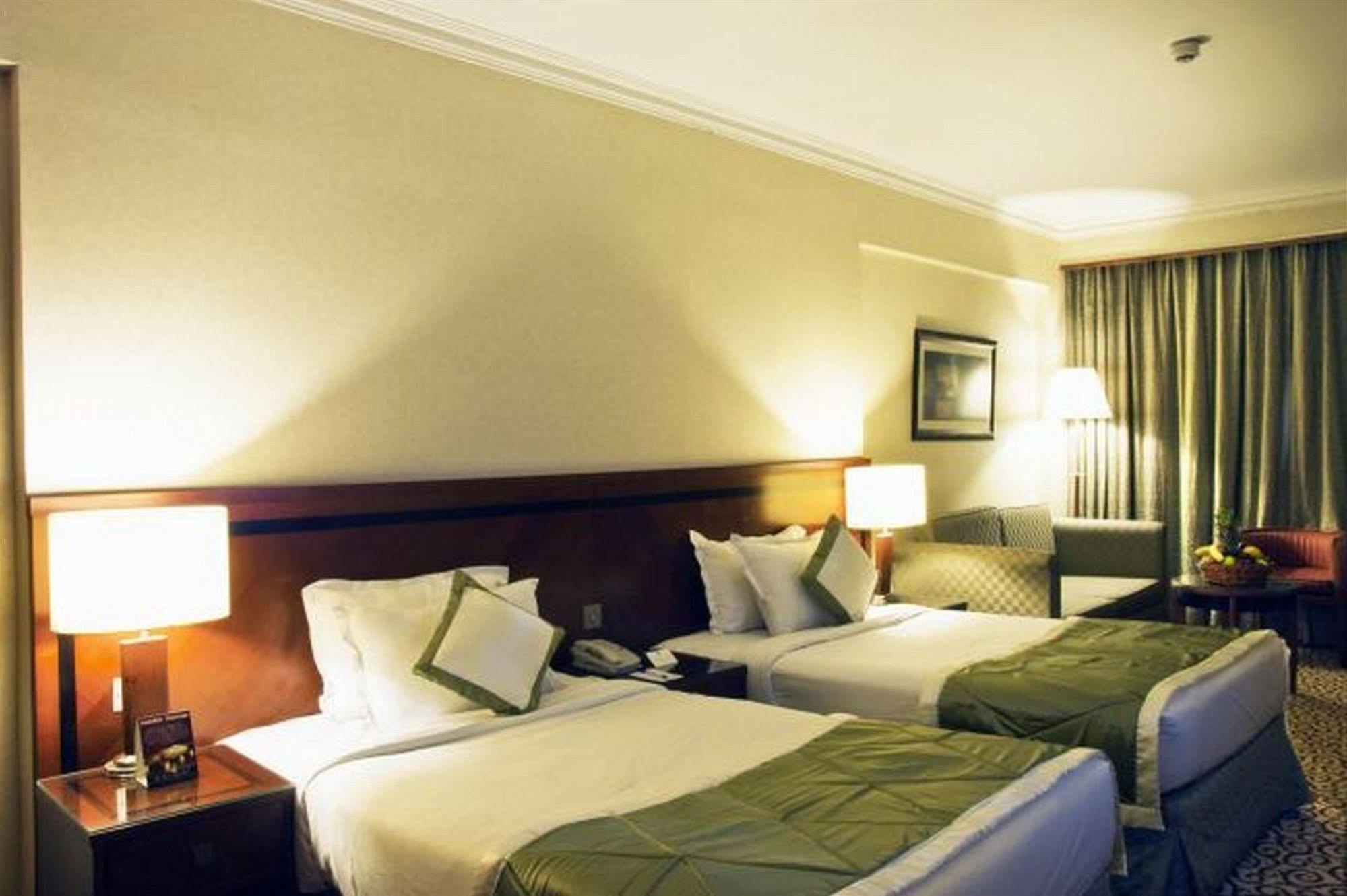 Hotel Ramee Royal