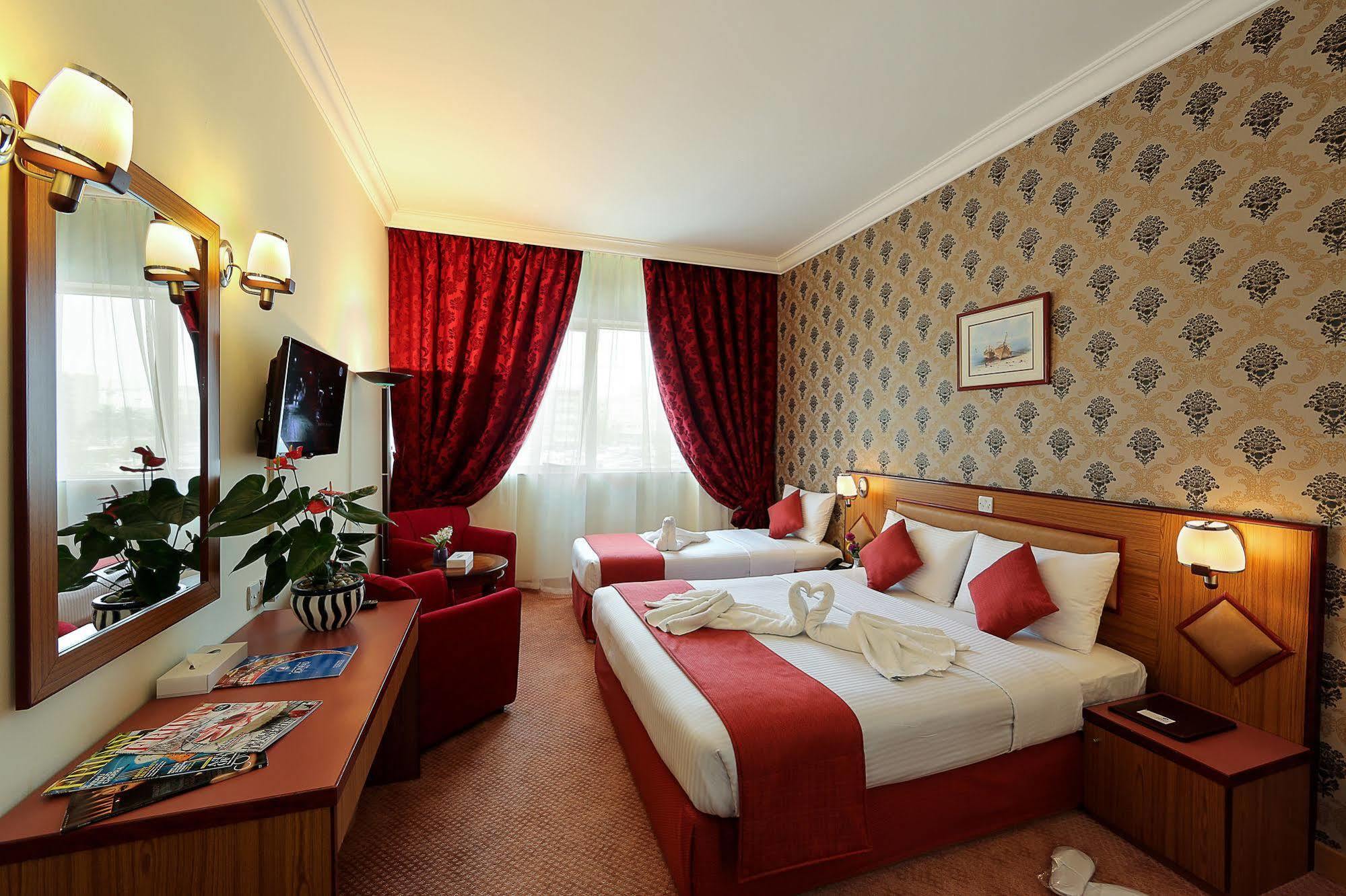 Jonrad Hotel 3*