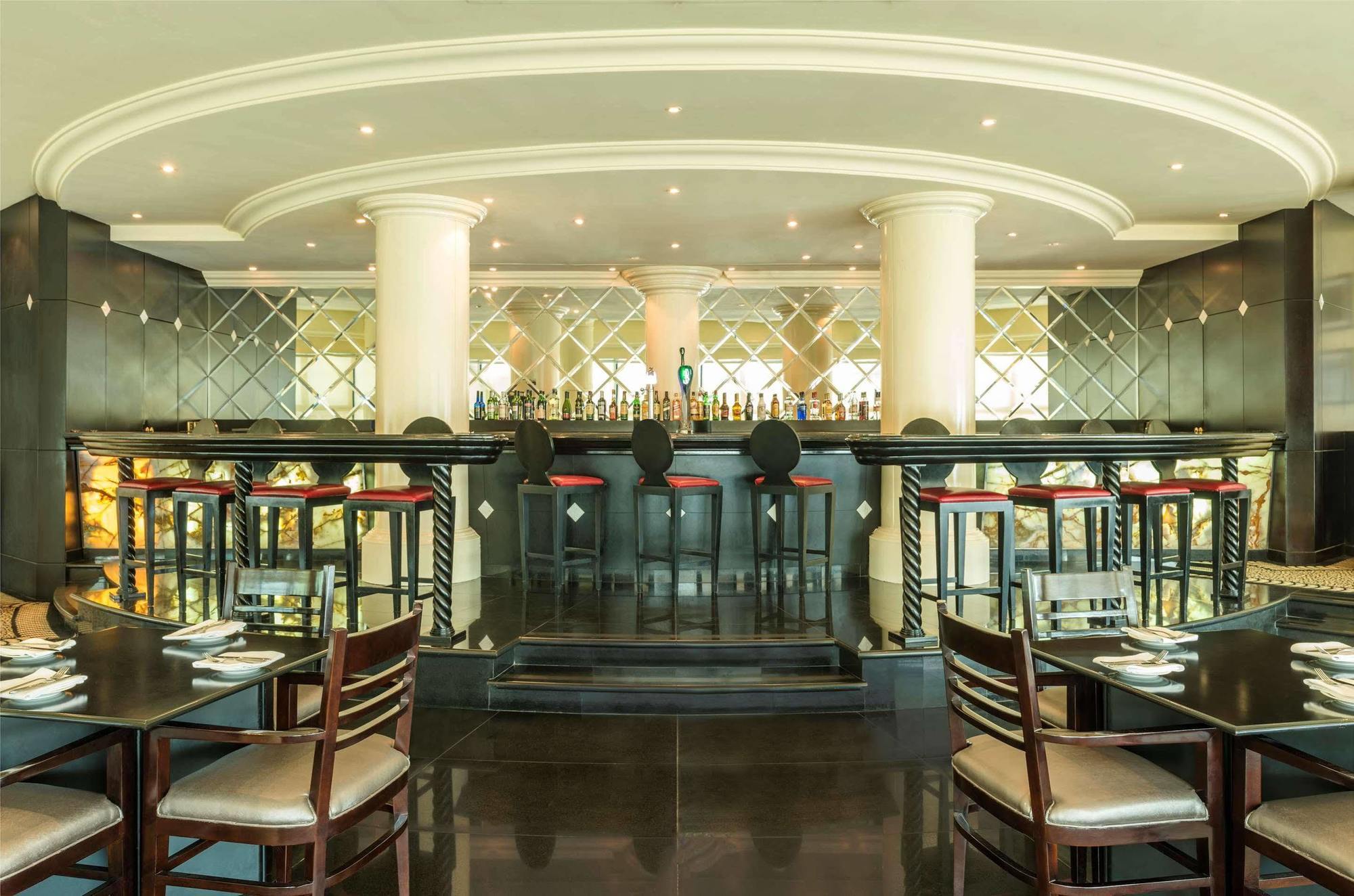 Le Meridien Fairway Hotell 4*